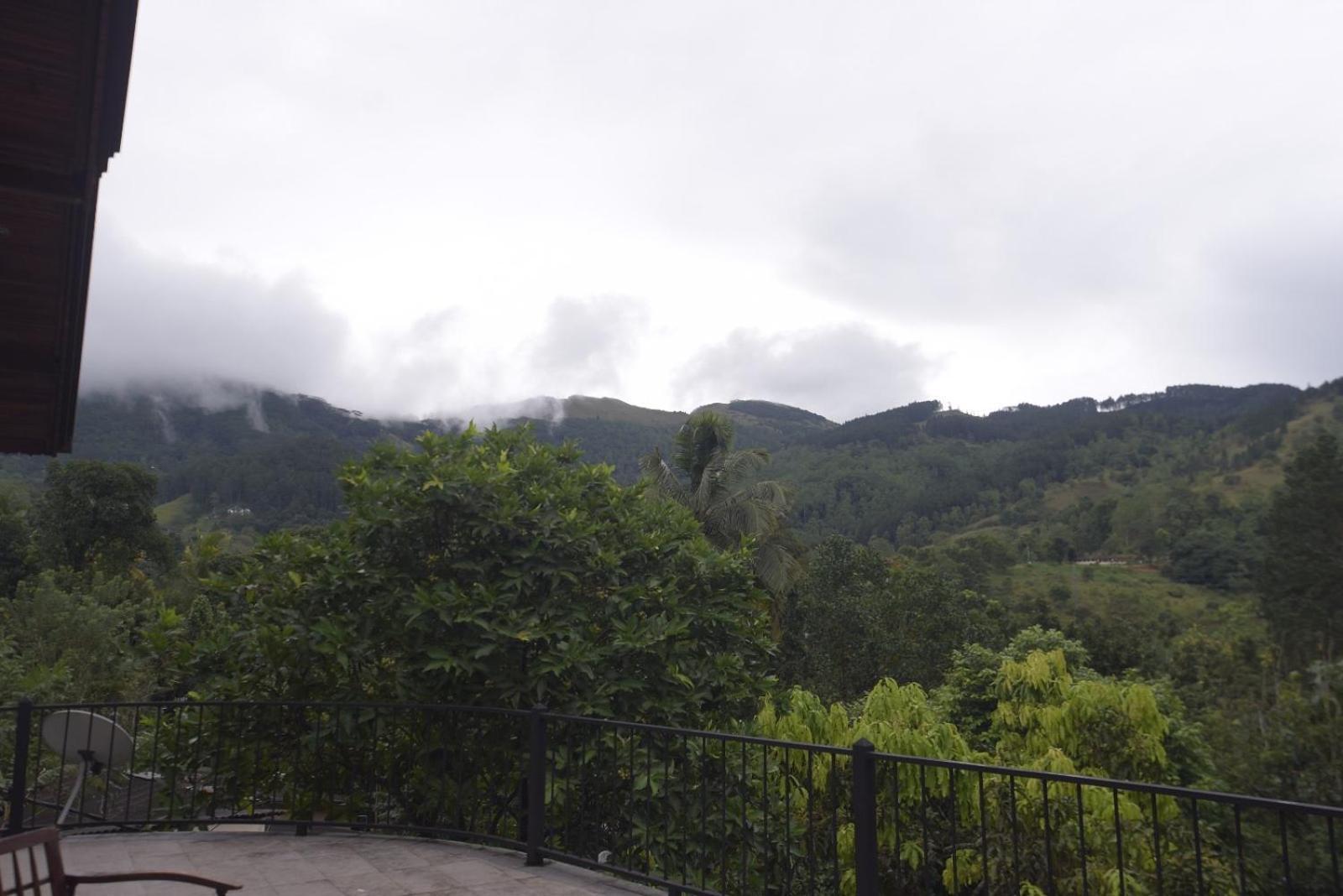 Chaminrich Villa Kandy Exterior foto